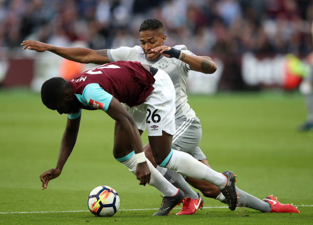 以冷静和专 以冷静和专