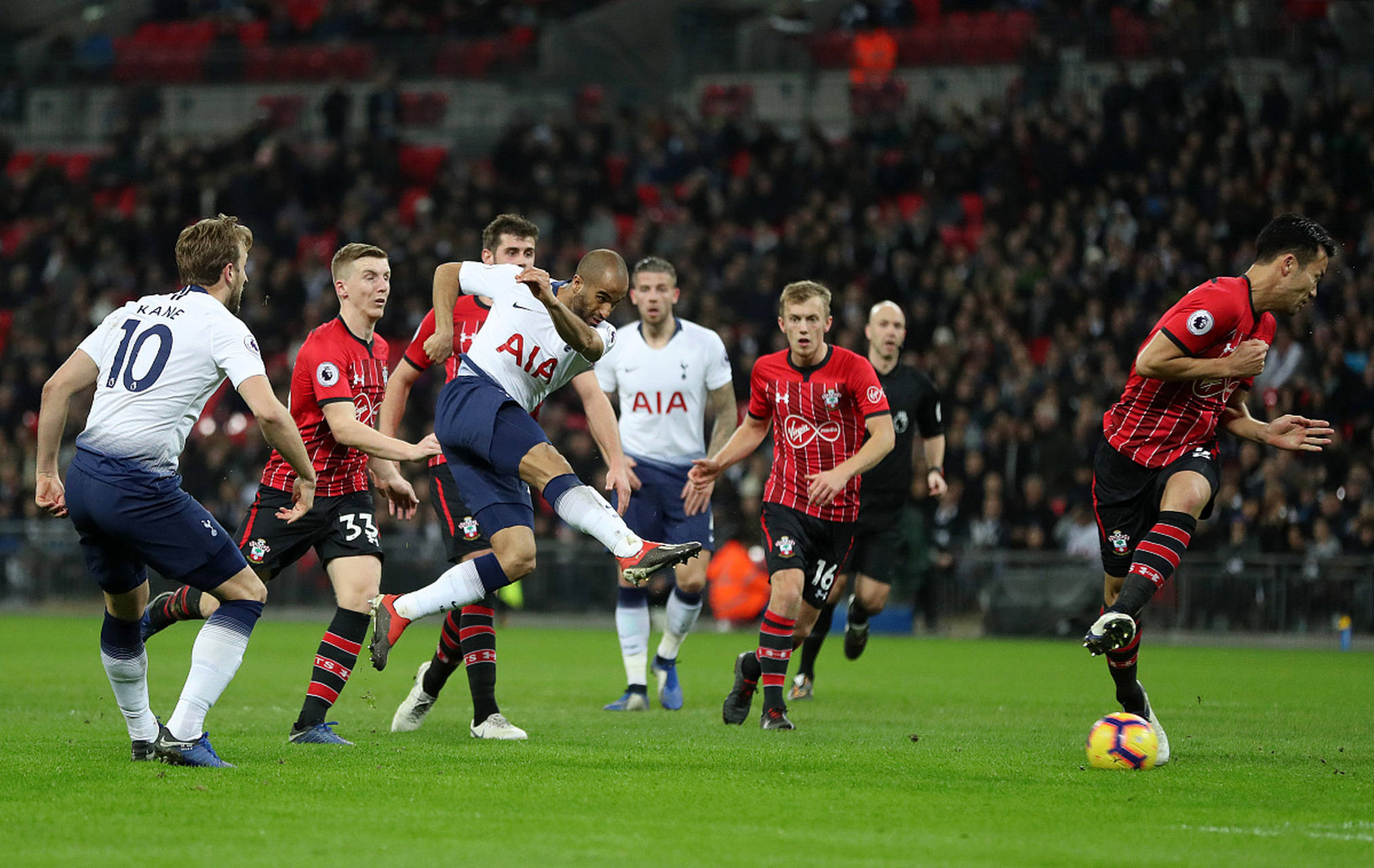 跑出了个人 跑出了个人